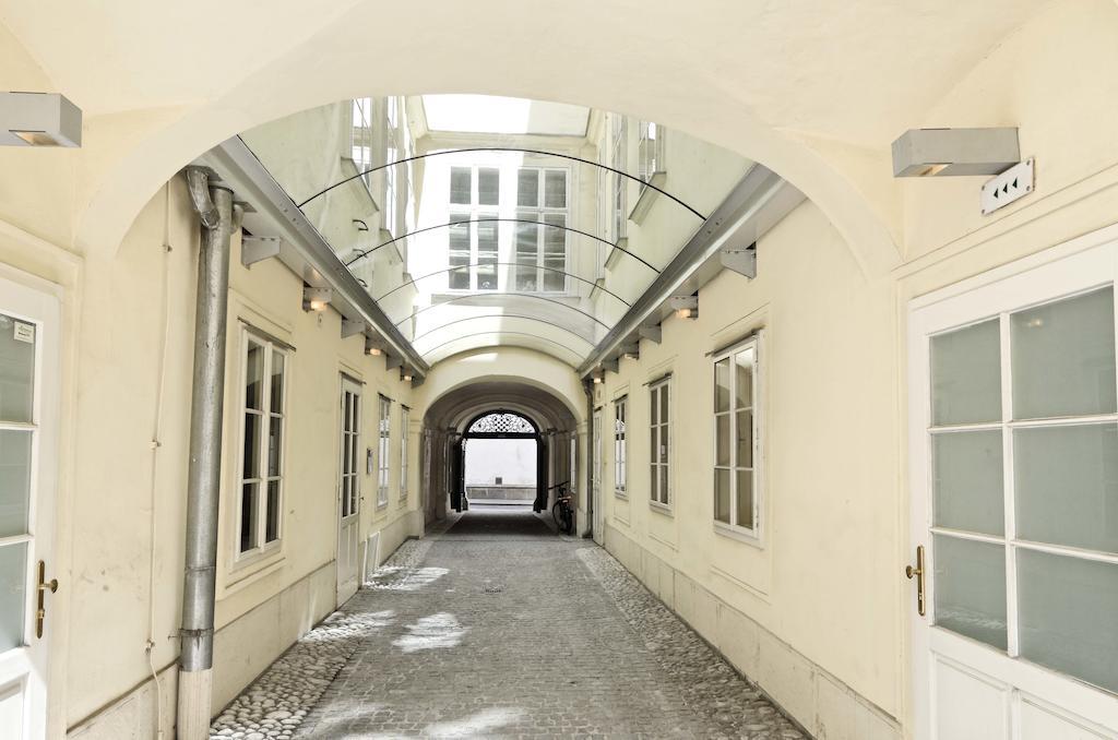 Flatprovider - Cosy Central Apartment Viena Habitación foto